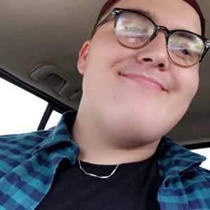 Meet your Posher, Gage